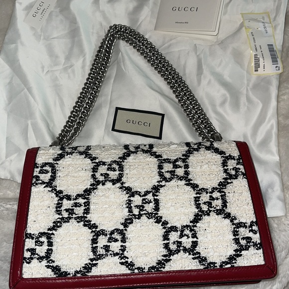 Gucci Shoulder Bag - Picture 9 of 9